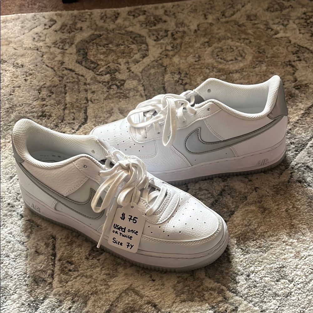 Nike Air Force